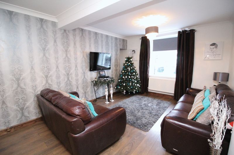 East Street, Trallwn, Pontypridd, CF37 4PH Sell Right