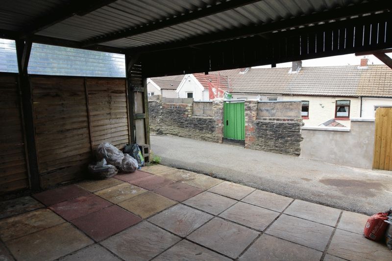 Wood Street, Cilfynydd, Pontypridd, CF37 4HA Sell Right