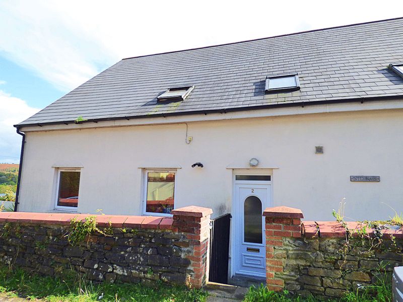 Plantation Road, Abercynon, Mountain Ash, CF45 4PW Sell Right