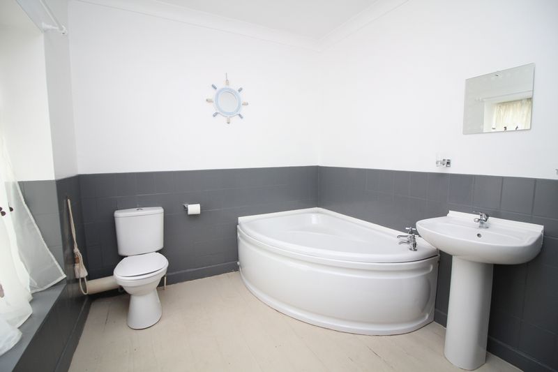 Maesycoed Road, Pwllgwaun, Pontypridd, CF37 1HZ Sell Right