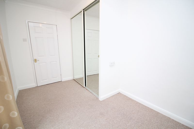 Maesycoed Road, Pwllgwaun, Pontypridd, CF37 1HZ Sell Right