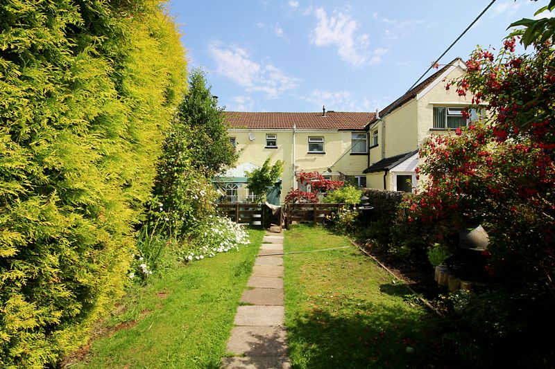 Spencer Place, Hawthorn, Pontypridd, CF37 5AE Sell Right