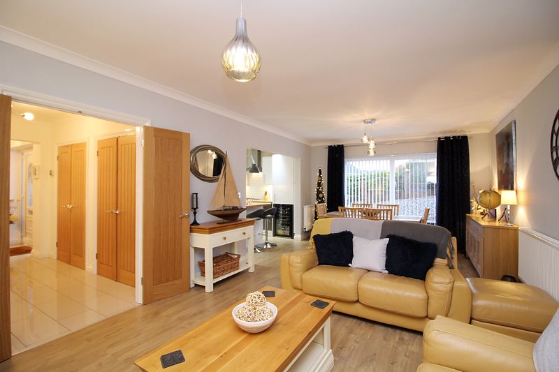 Hilltop Crescent, Pontypridd, CF37 4AD Sell Right