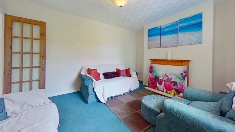 Students - Cardiff Road, Treforest, Pontyprid 0873