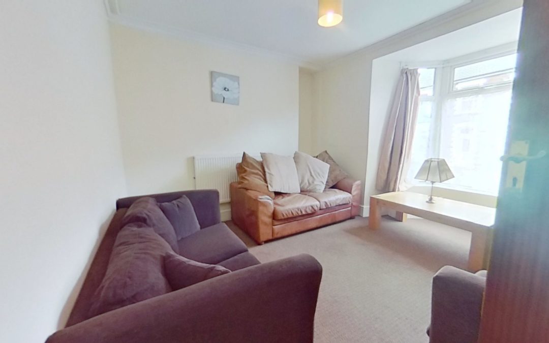 Wood Road, Treforest, Pontypridd 08143