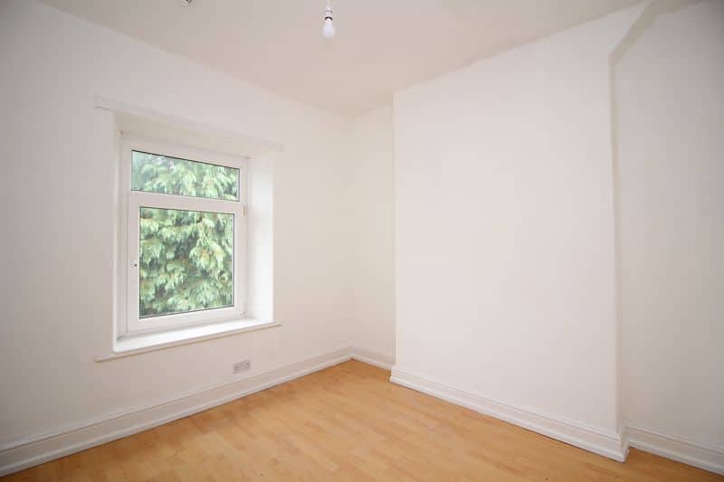 Broadway, Treforest, Pontypridd, CF37 1BD Sell Right