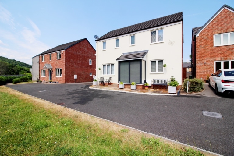 Sell Right Search Properties for Sale Pontypridd