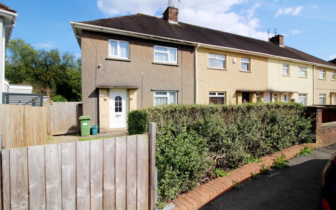 Hawthorn Crescent, Hawthorn, Pontypridd, CF37 5BA