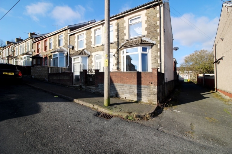 For Sale - Upper Wood Street, Bargoed, CF81 8PF