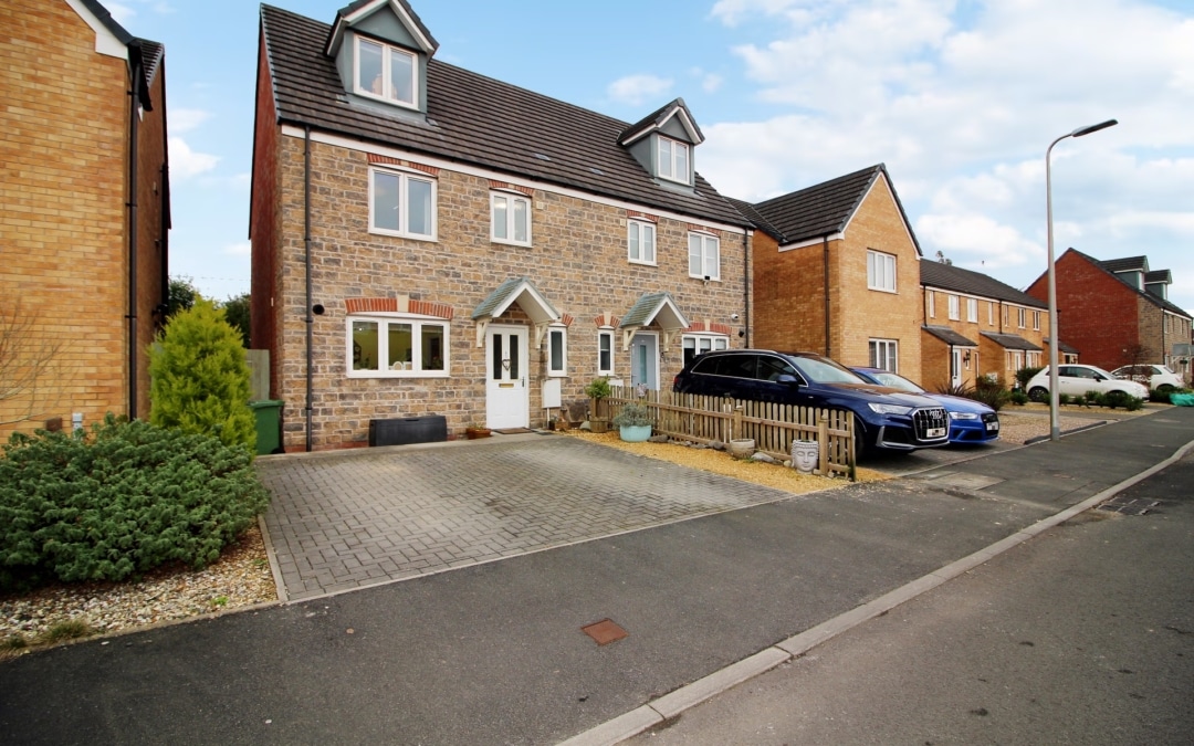 Ymyl Yr Afon, Hawthorn, Pontypridd, CF37 5AZ