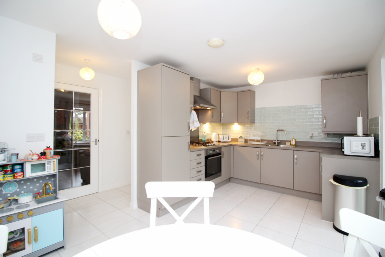 For Sale - Brynteg Green, Beddau, Pontypridd, CF38 2PT