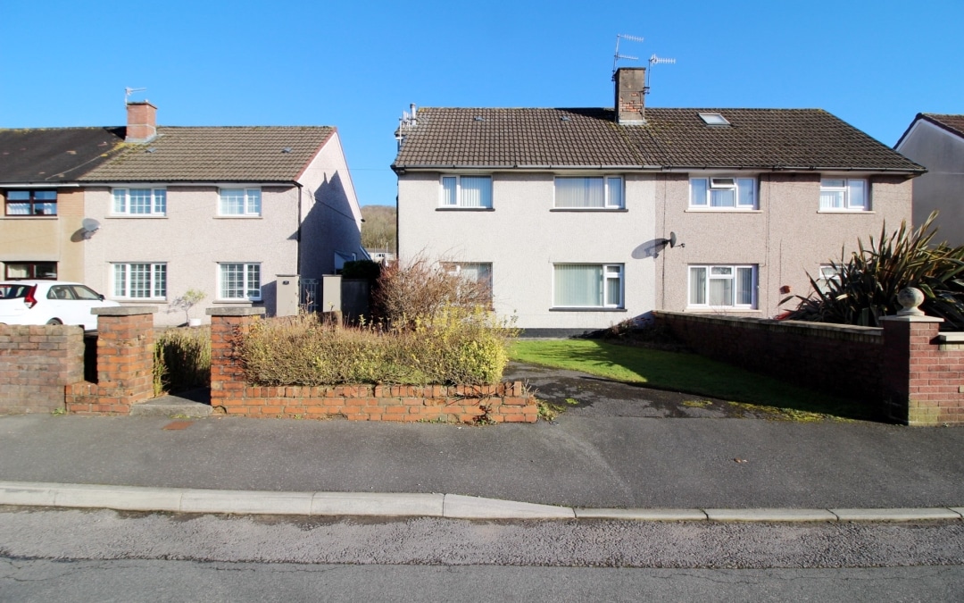 Gwaun Road, Rhydyfelin, Pontypridd, CF37 5PU