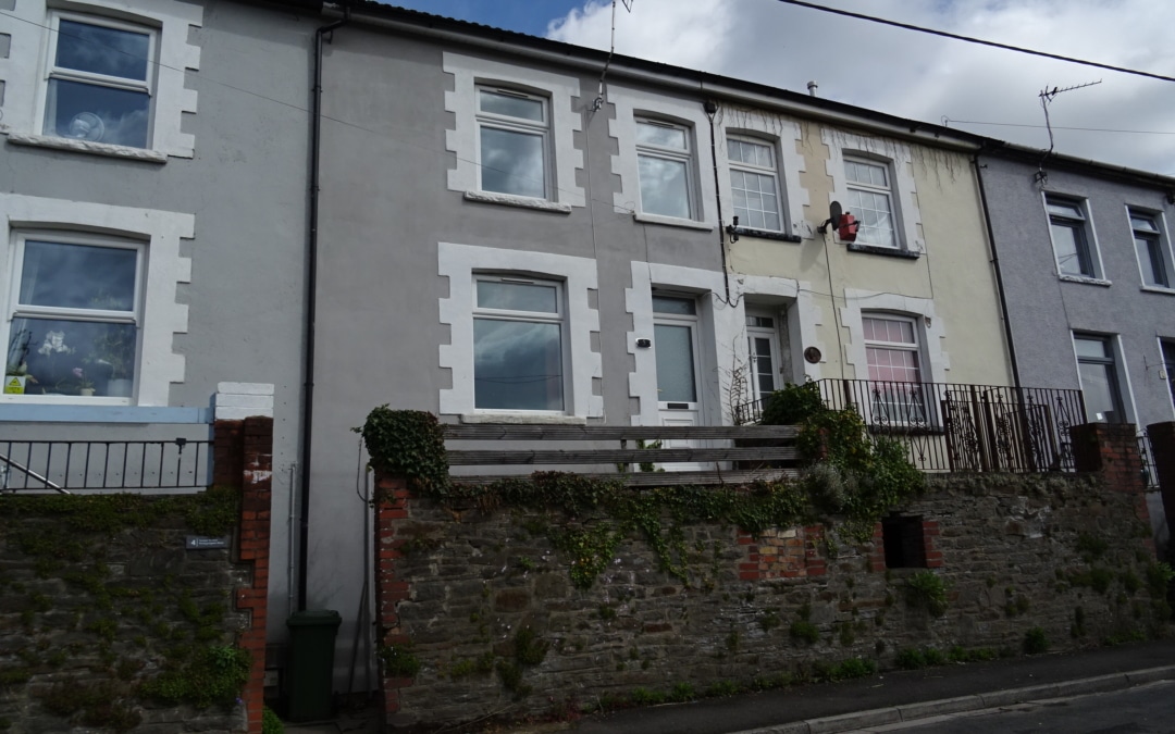 Ty Mawr Terrace, Pontypridd, CF37 2RT