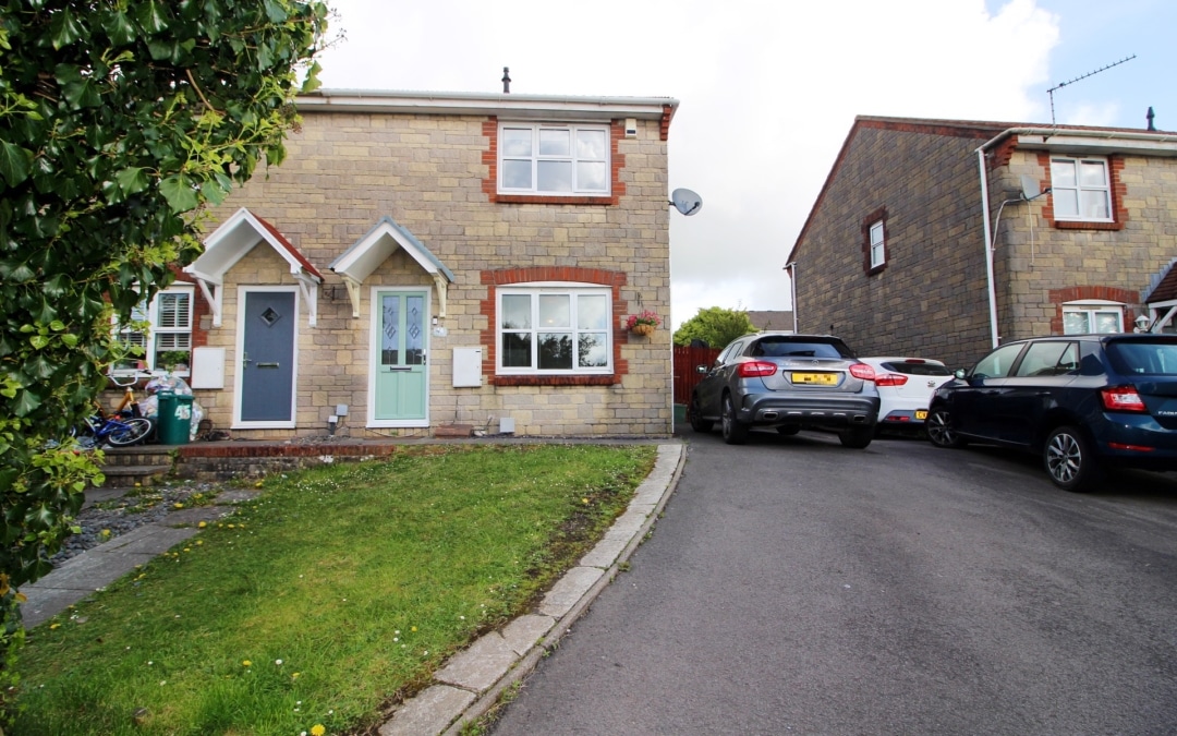 Carn Celyn, Beddau, Pontypridd, CF38 2TF