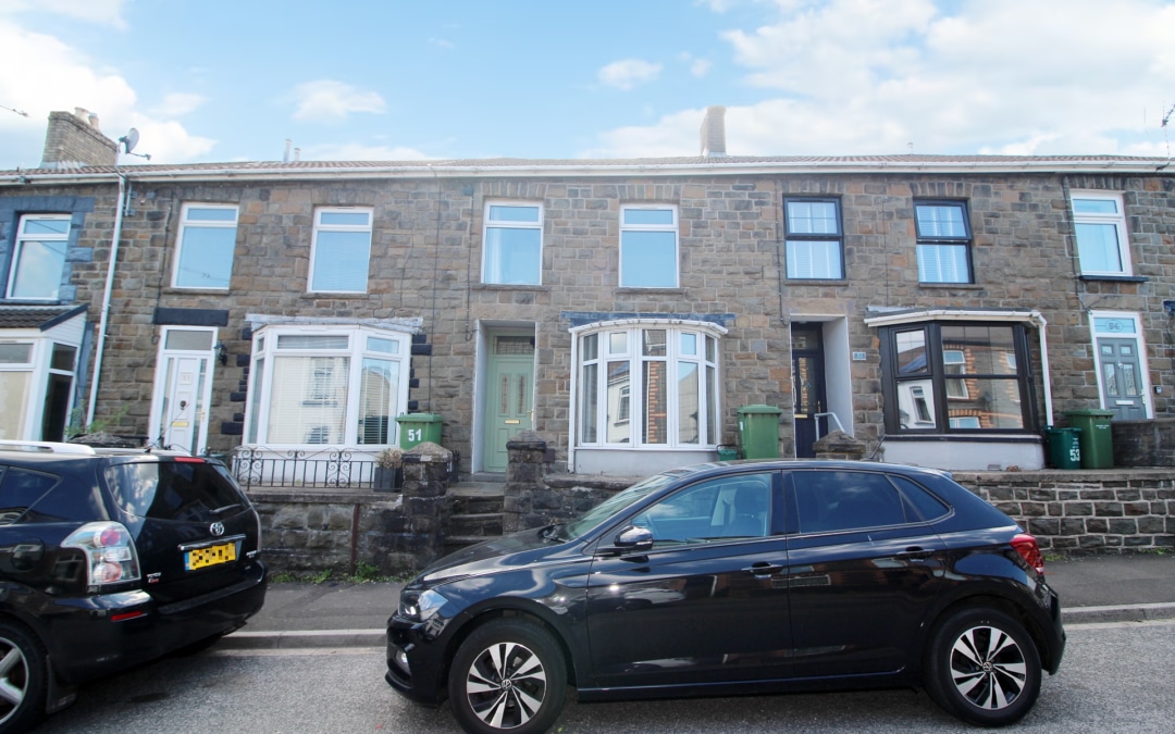 Wood Street, Cilfynydd, Pontypridd, CF37 4EY