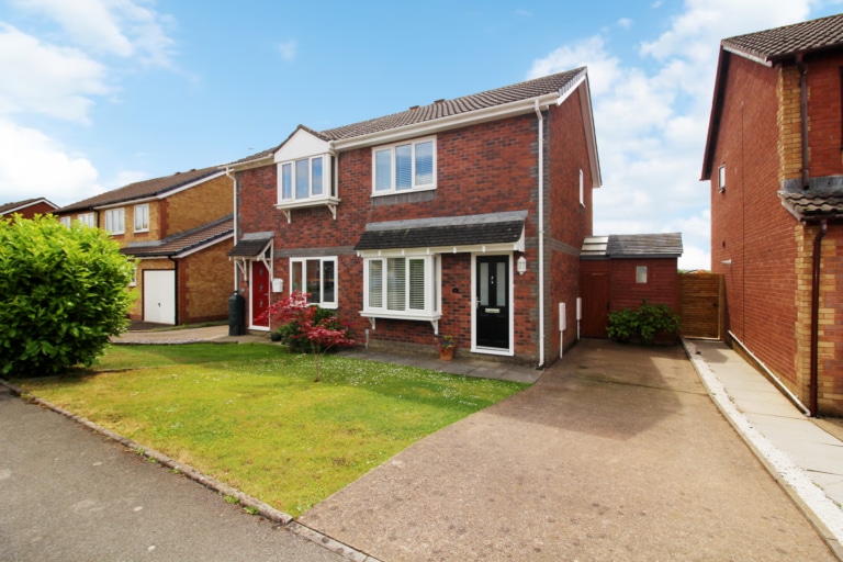 For Sale - Acer Avenue, Llantwit Fardre, Pontypridd, CF38 2JW