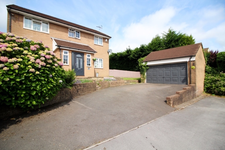 For Sale - The Ridings, Tonteg, Pontypridd, CF38 1PL