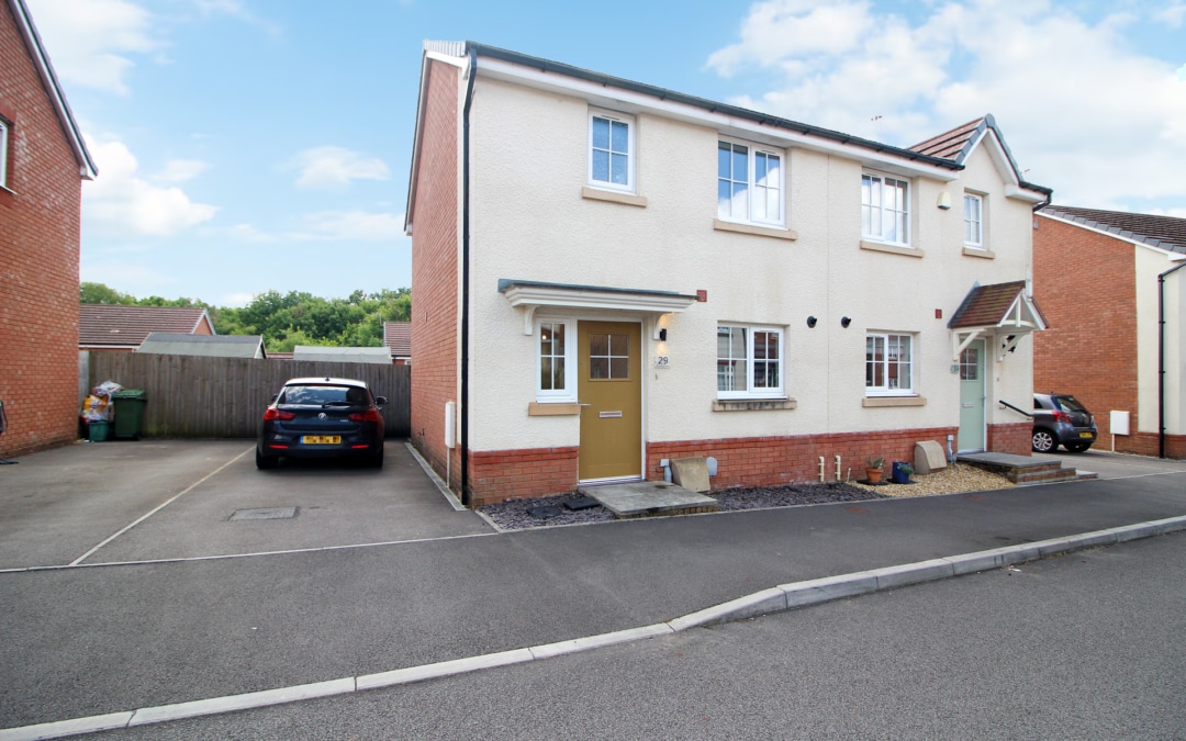 Brynteg Green, Beddau, Pontypridd, CF38 2QA