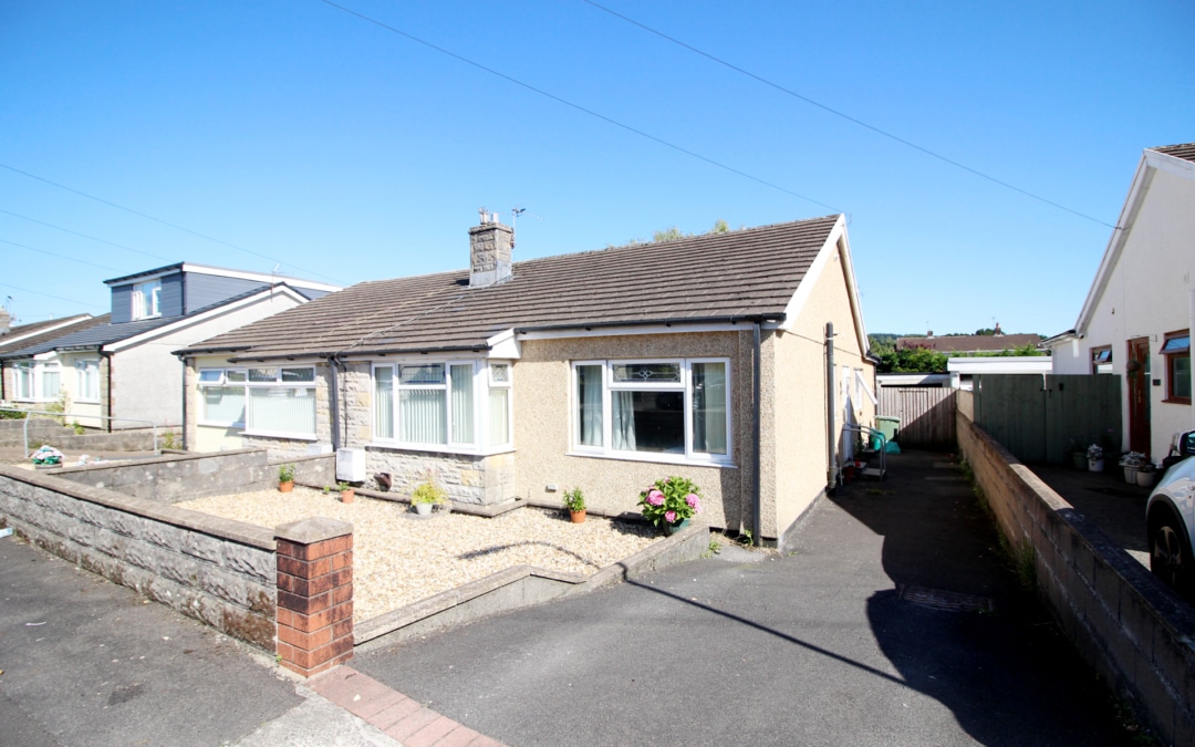 York Drive, Llantwit Fardre, Pontypridd, CF38 2NR