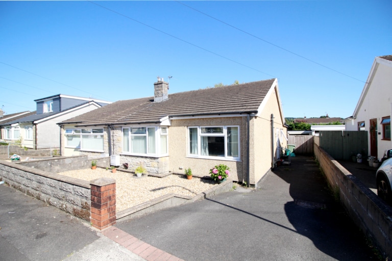 For Sale - York Drive, Llantwit Fardre, Pontypridd, CF38 2NR