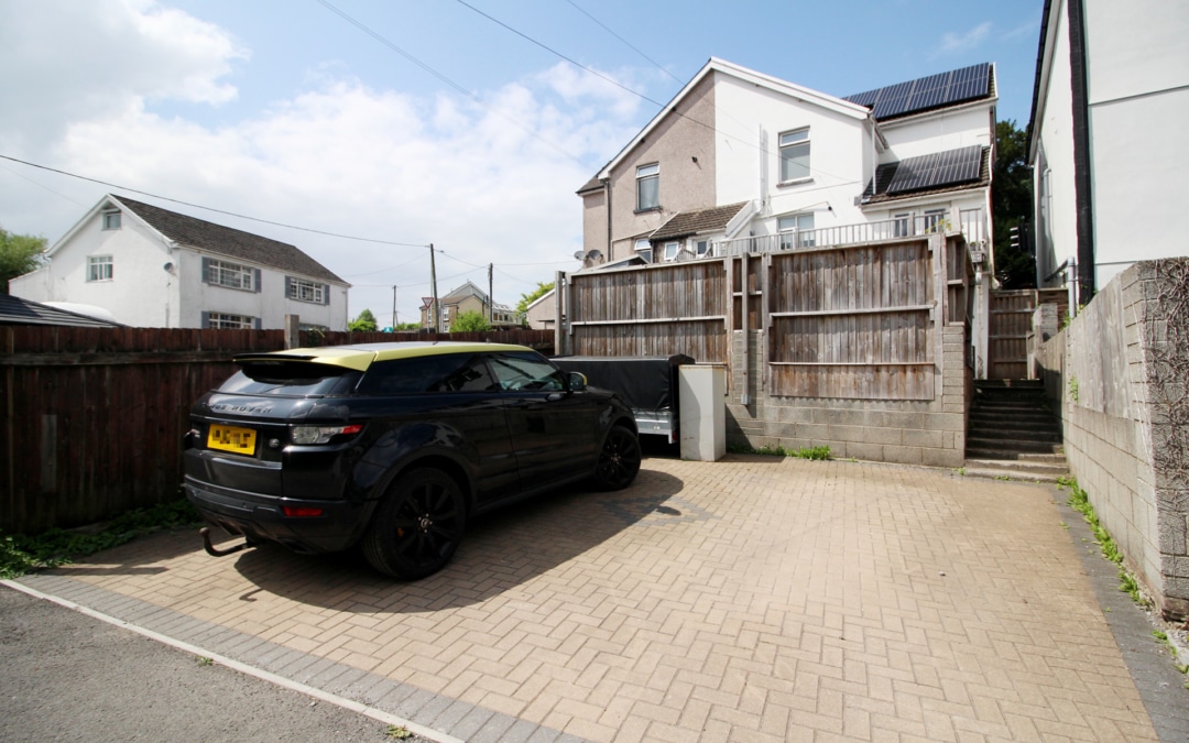 Main Road, Llantwit Fardre, Pontypridd, CF38 2HE