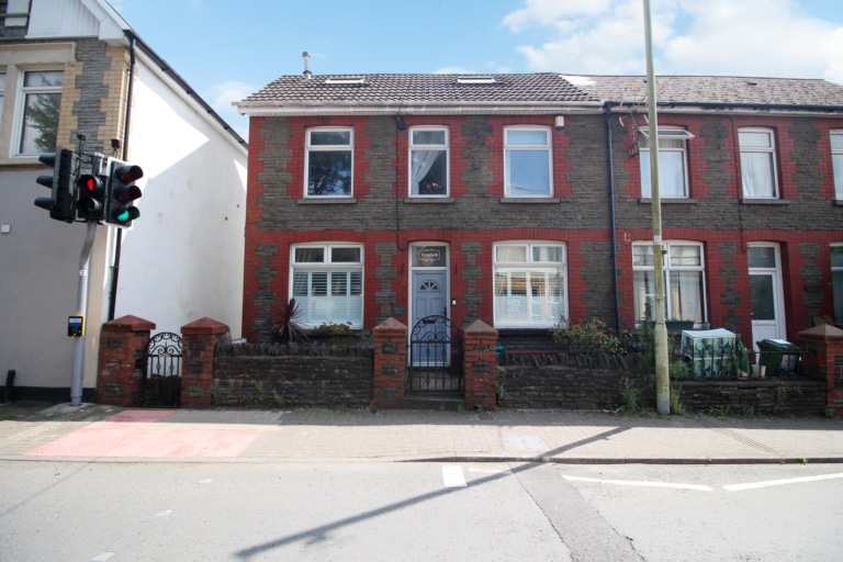 For Sale - Main Road, Llantwit Fardre, Pontypridd, CF38 2HE