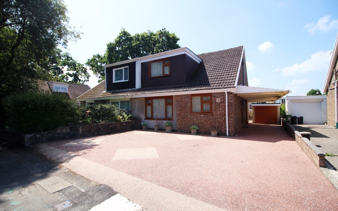 Meadow Crescent, Tonteg, Pontypridd, CF38 1NL
