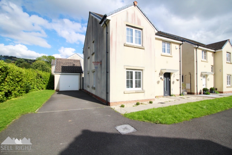 For Sale - Parc Y Dyffryn, Rhydyfelin, Pontypridd, CF37 5RZ