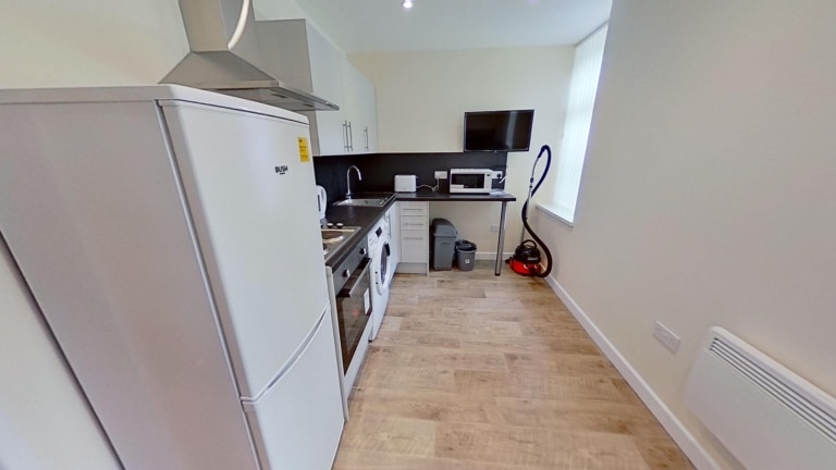 Students - Broadway, Treforest, CF37