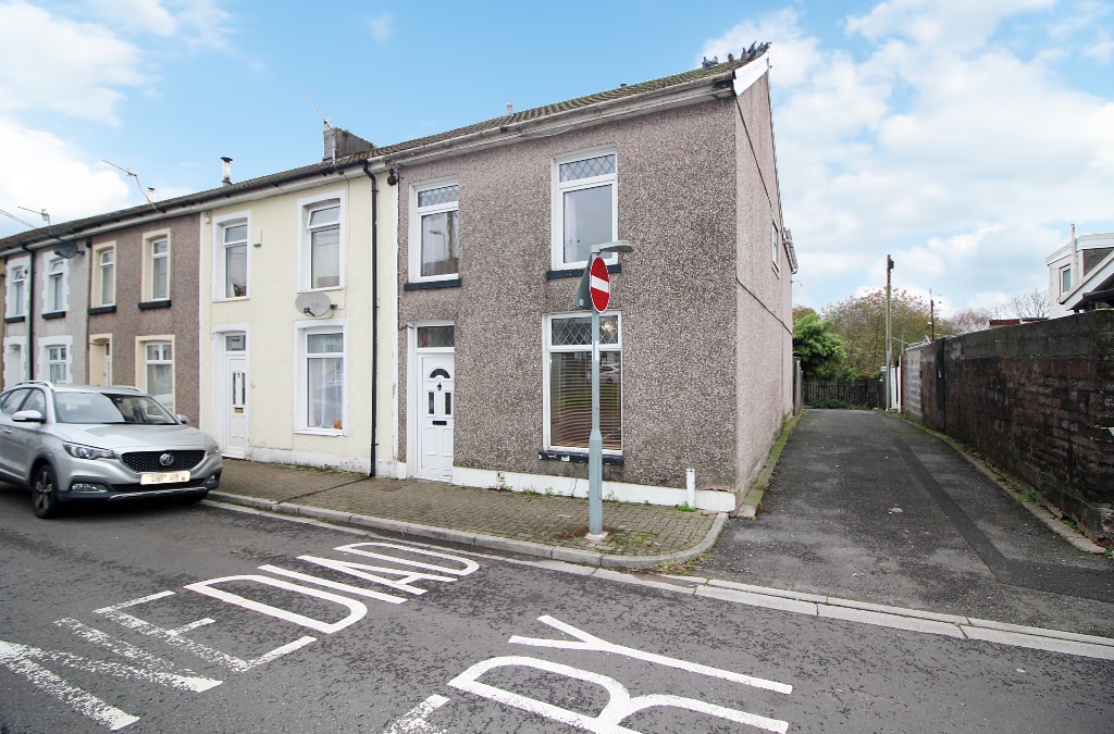 Bonvilston Road, Trallwn, Pontypridd, CF37 4RE
