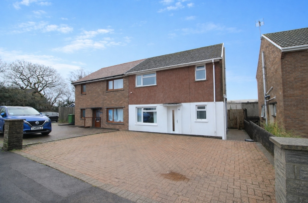 Heol Nant, Church Village, Pontypridd, CF38 1RT