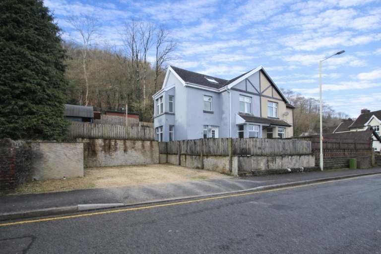 For Sale - Llantwit Road, Treforest, Pontypridd, CF37 1TY