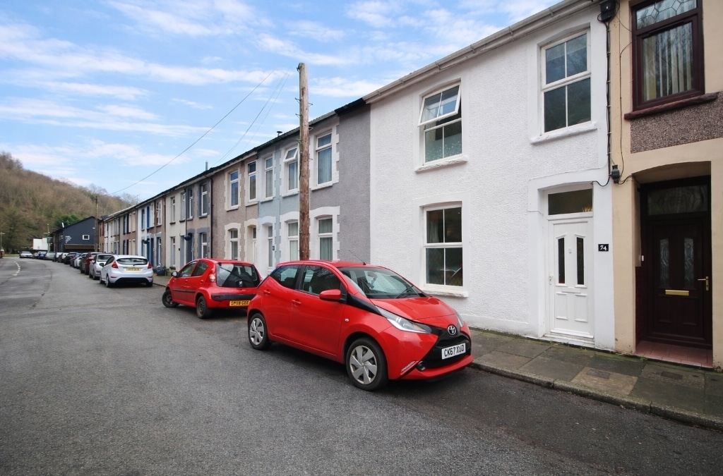 Ynysangharad Road, Pontypridd, CF37 4DA