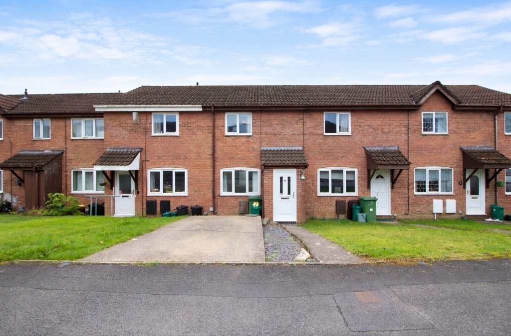 Clos Creyr, Llantwit Fardre, Pontypridd, CF38 2TD