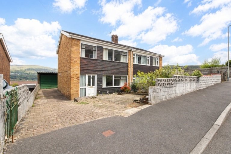 For Sale - Coed Isaf Road, Maesycoed, Pontypridd, CF37 1EL