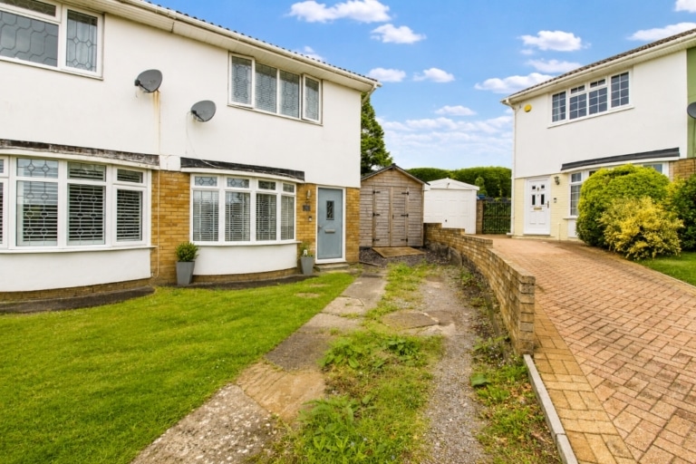 For Sale - Ross Close, Penycoedcae, Pontypridd, CF37 1XG