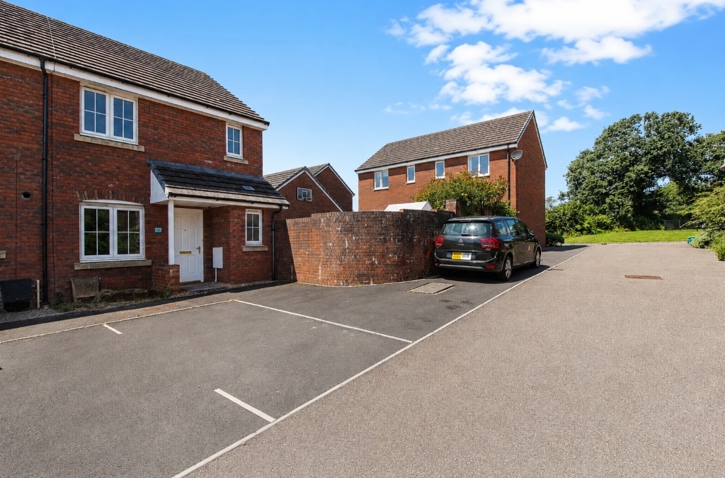 Dyffryn Y Coed, Church Village, Pontypridd, CF38 1PQ