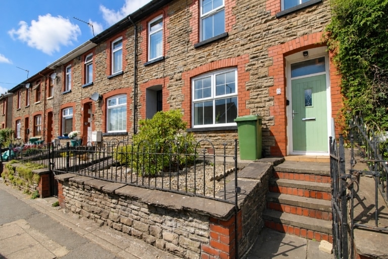 For Sale - Llest Terrace, Llantwit Fardre, Pontypridd, CF38 2HH