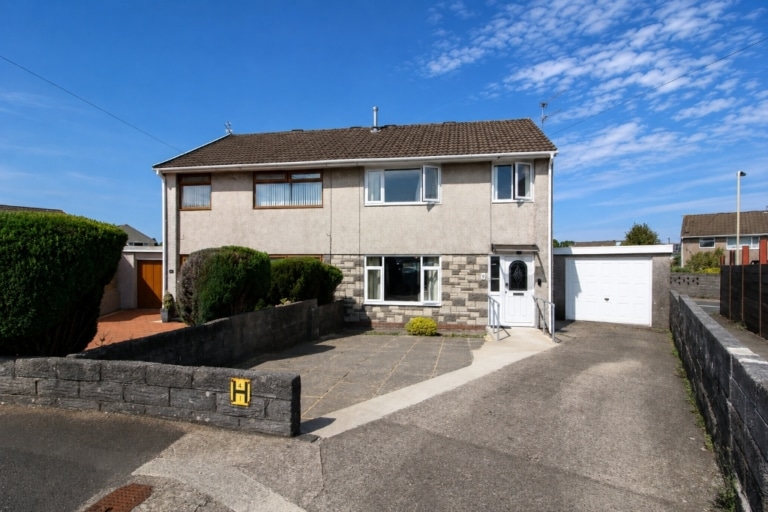 For Sale - Maes Trane, Beddau, Pontypridd, CF38 2SF