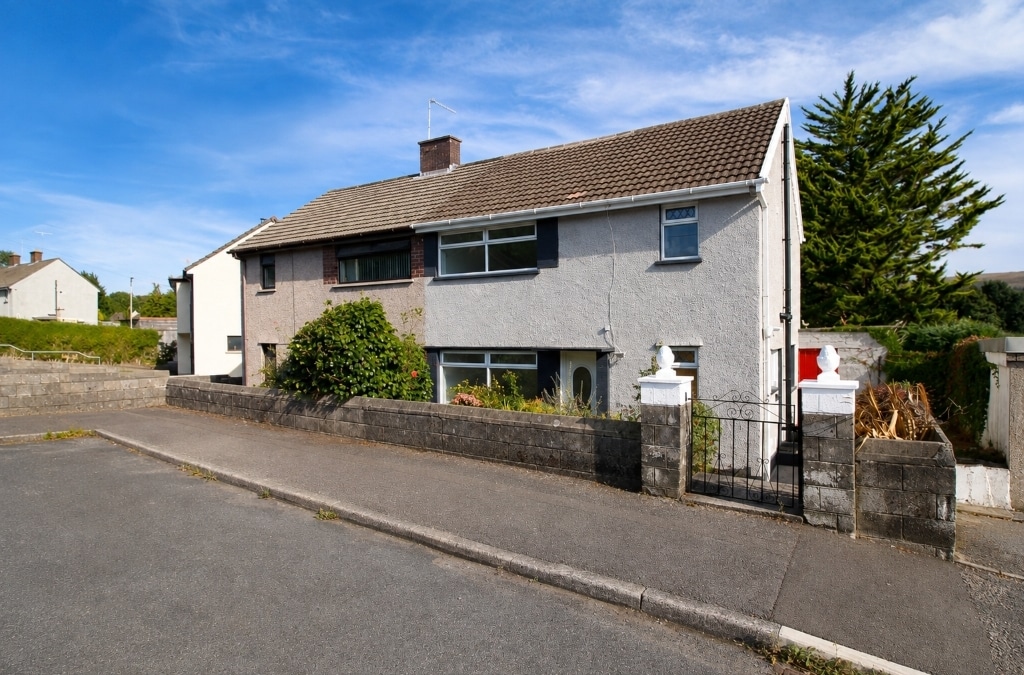 Heol Salem, Church Village, Pontypridd, CF38 1RR