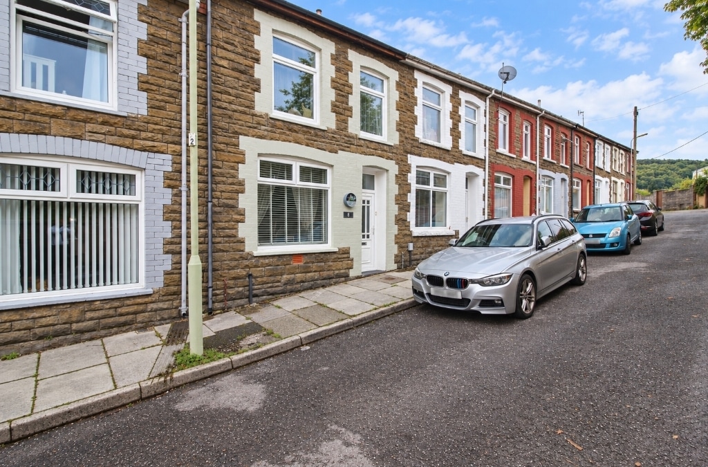 Penylan Road, Maesycoed, Pontypridd, CF37 1EG